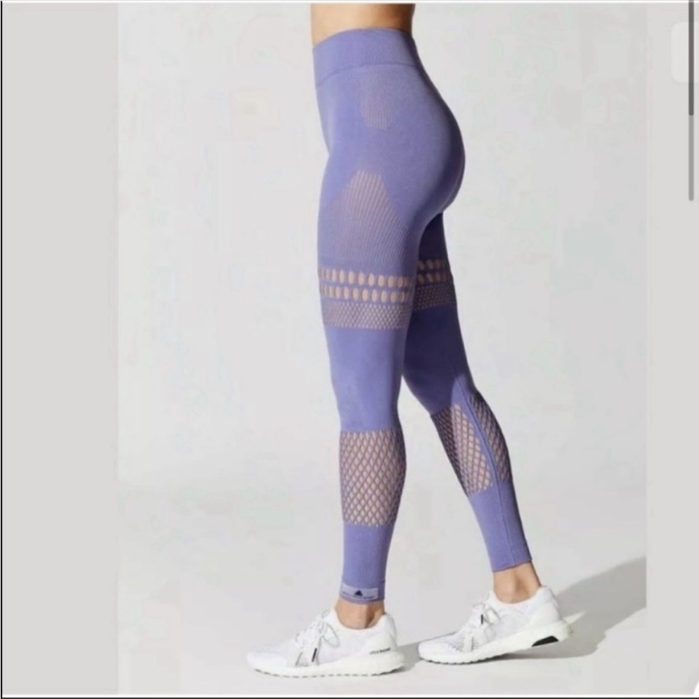 Worn a couple times , good condition , sold out , hard to find